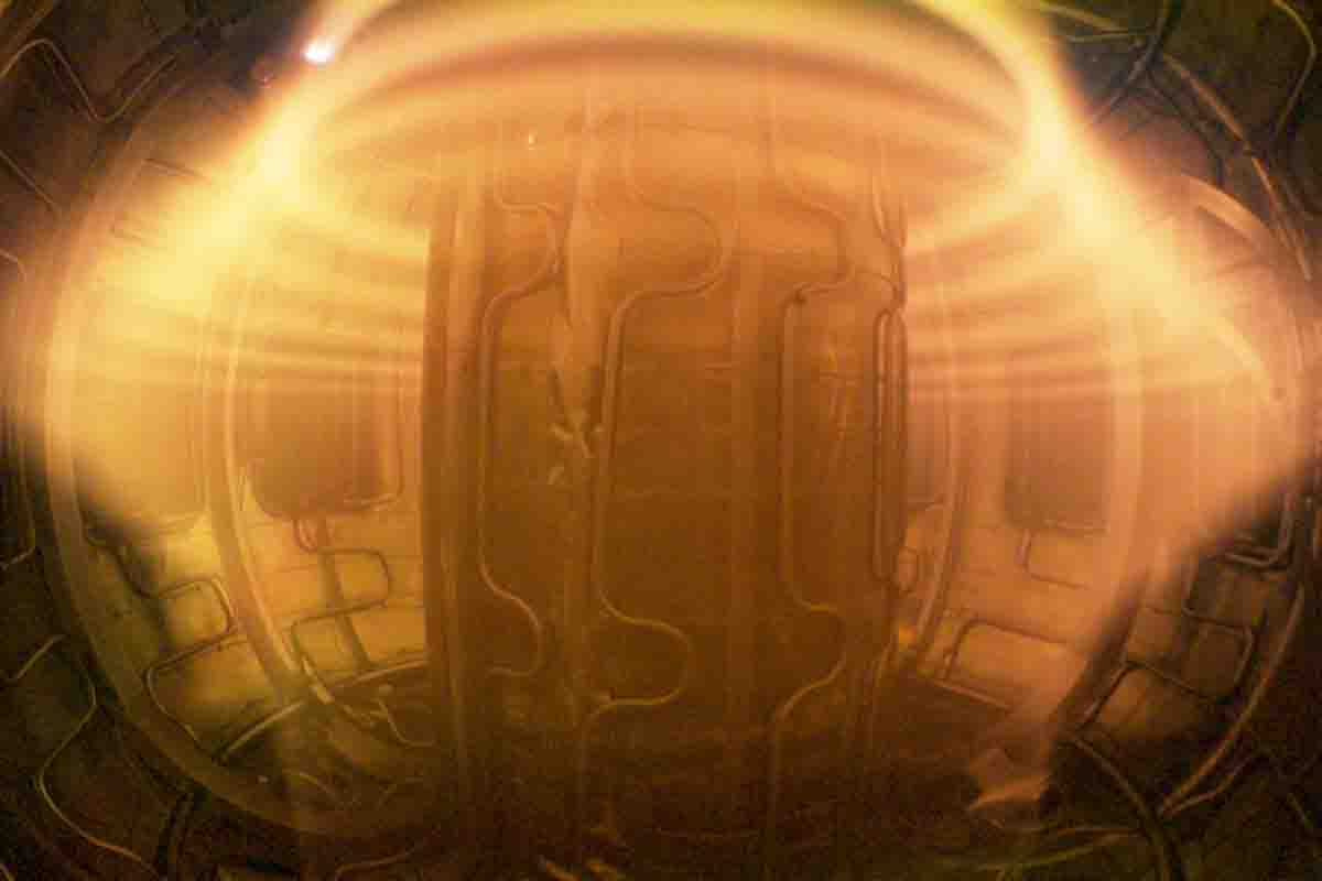 Energy Singularity HH70