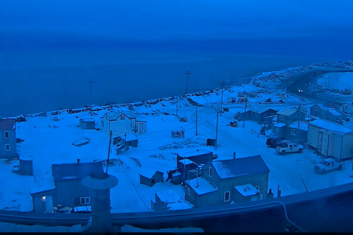 La longue nuit polaire est tombée à Utqiaġvik : la ville d'Alaska ne verra pas le soleil se lever avant 64 jours