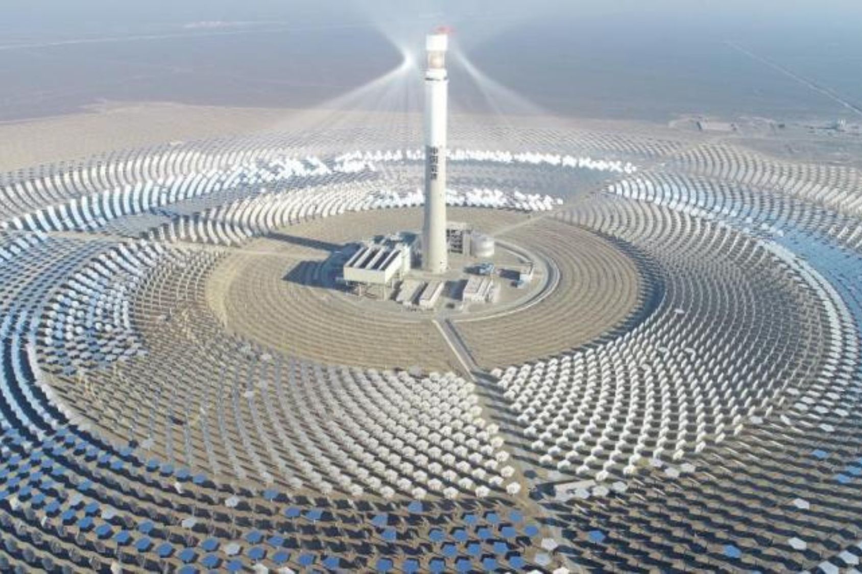 Solaire thermodynamique : 100 fois moins cher que les batteries au lithium pour le stockage d’énergie ?