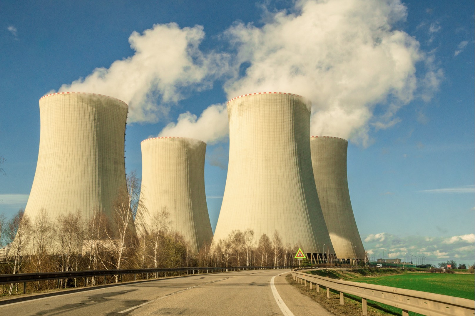 Le nucléaire, combien ça me coûte ? Le rapport montrant comment un retour à l'énergie atomique augmenterait les factures de services publics