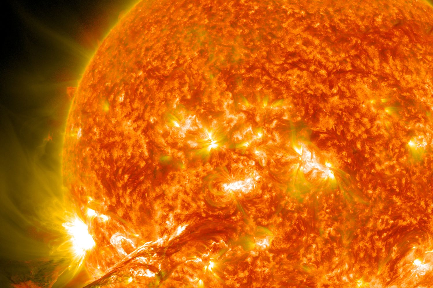 tempesta geomagnetica pasquetta 2025