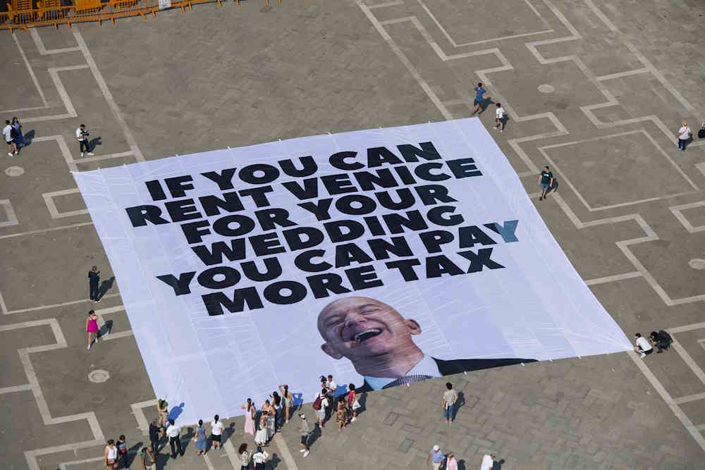 Bezos Venise Greenpeace