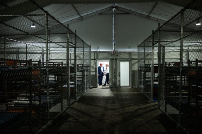 Alligator Alcatraz: le juge ordonne la fermeture des dommages environnementaux graves