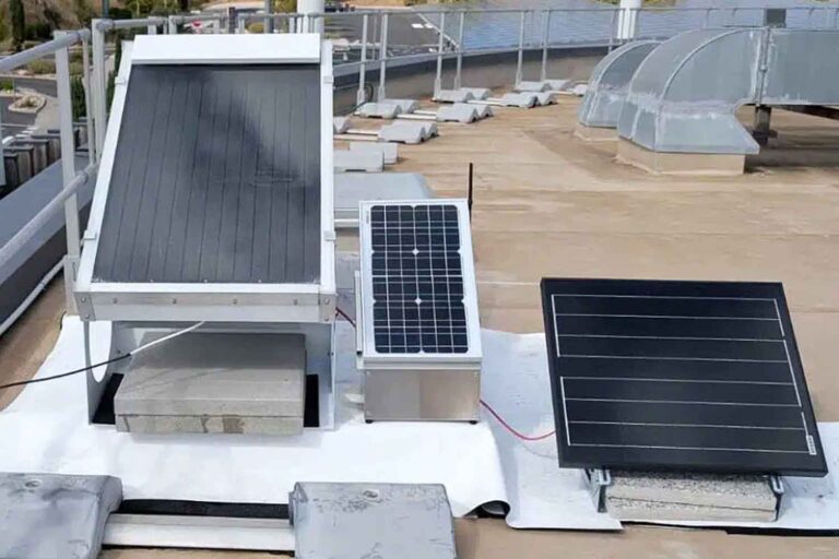 L'eau de l'air : l'invention française qui combat la sécheresse grâce à la puissance du soleil (et produit un litre d'eau par jour par panneau)