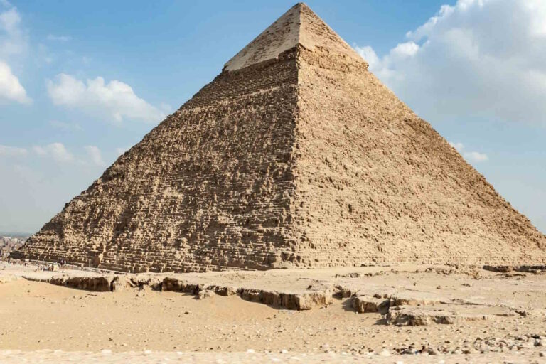 Les pyramides n'ont pas été érigées comme nous le pensions : une « force oubliée » a contribué à construire le plus grand mystère d'Égypte