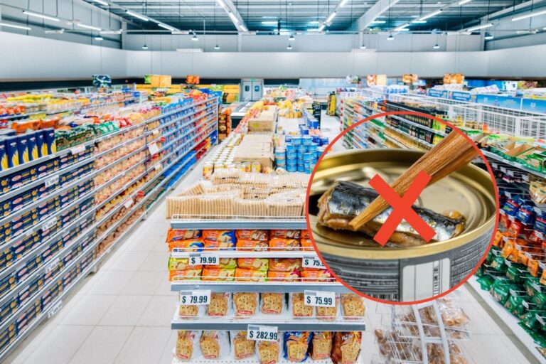 Il s'agit de la première chaîne de supermarchés à interdire la vente de maquereau au Royaume-Uni afin de protéger cette espèce de la surpêche.