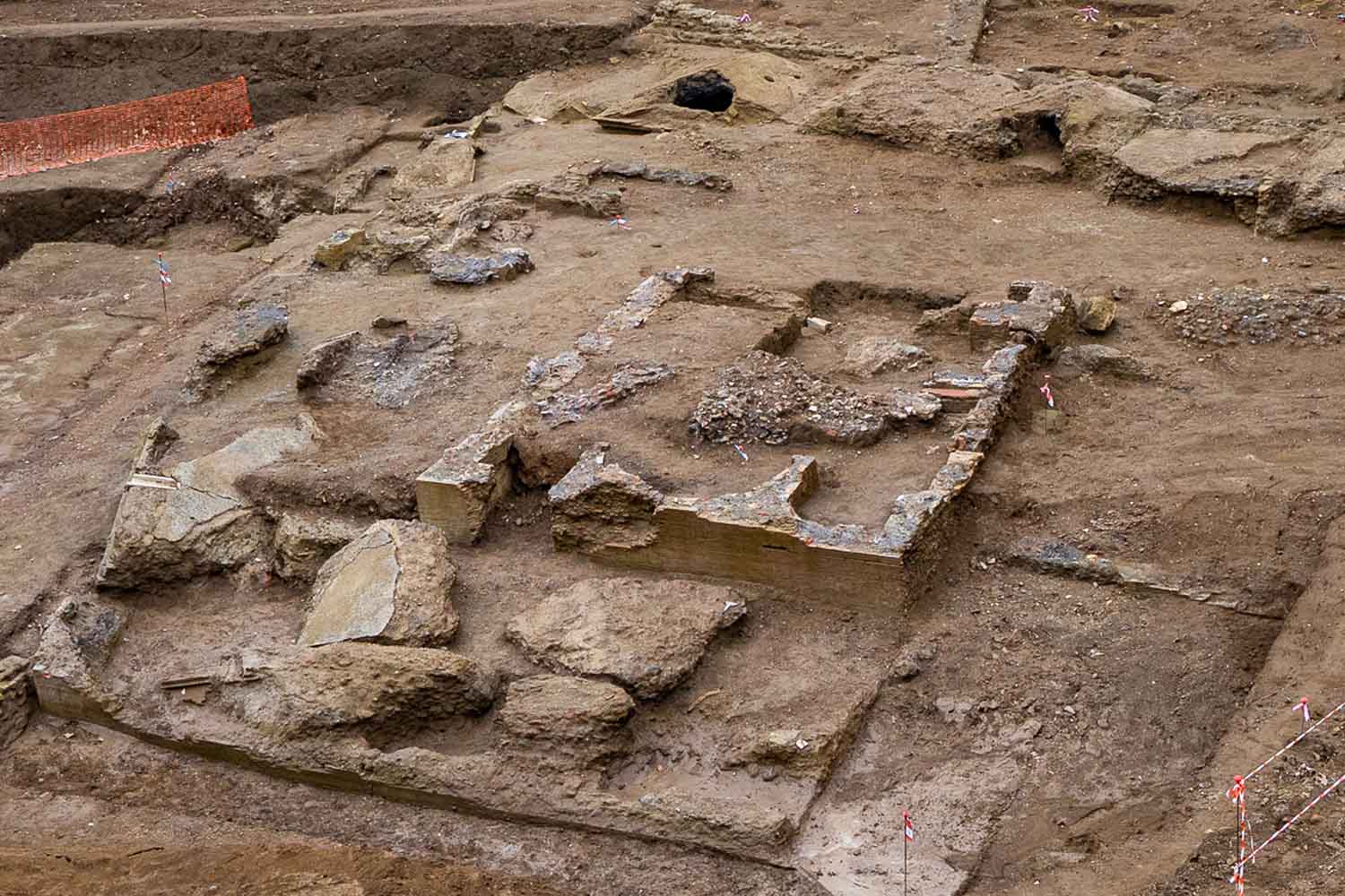 Roma, scavi a Ostiense