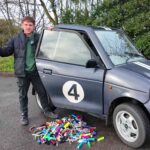 Cet ingénieur YouTuber a alimenté une voiture électrique avec 500 batteries de cigarette électronique jetables