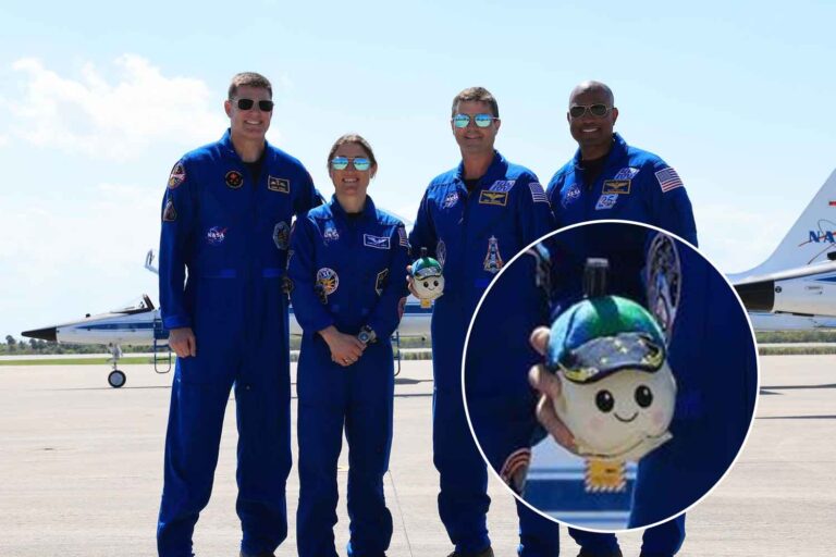 Tout est prêt pour la mission Artemis II qui ramène 4 astronautes (et la mascotte Rise) sur la Lune le 1er avril