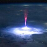 La NASA a photographié de mystérieux sprites rouges depuis l'espace : des éclairs rouges au-dessus des orages comme vous ne les avez jamais vus