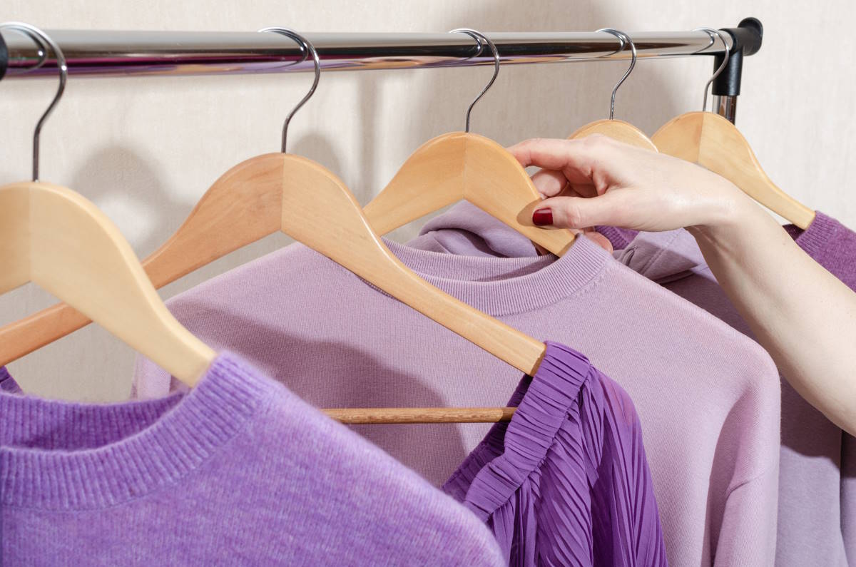 cintres dans l'armoire