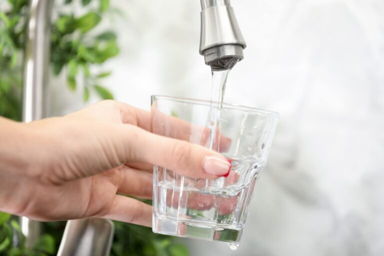 Eau potable, l'Europe ouvre une procédure d'infraction contre l'Italie (et c'est la deuxième)