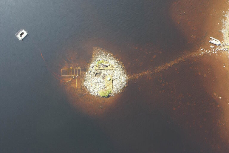 Des scientifiques ont découvert une île préhistorique artificielle vieille de 5 000 ans (maintenant submergée), elle est plus ancienne que Stonehenge
