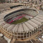 Le stade mexicain Azteca, qui accueillera la Coupe du monde de football, est en train de couler : c'est le premier à être surveillé par la NASA