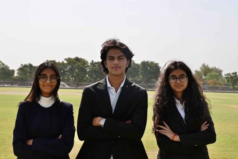 Ces 3 adolescents ont inventé une poudre de tamarin qui élimine facilement les microplastiques