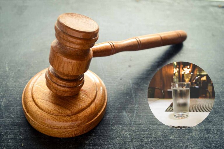 De l'eau du robinet gratuite dans les restaurants et les hôtels ? Aucune obligation de l'offrir : ce que dit la Cour suprême