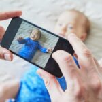 Photos d'enfants sur les réseaux sociaux, pour les moins de 14 ans, le consentement des deux parents est requis : l'avertissement du Garant de la vie privée