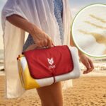 Cette serviette de plage fait disparaître le sable comme par magie grâce à un tissu créé pour les hélicoptères