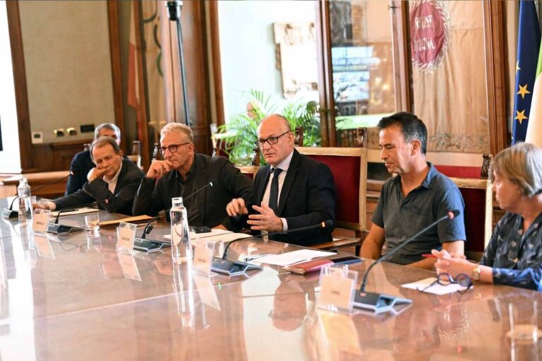 Cinémas et bibliothèques gratuits contre la chaleur à Rome : qu'est-ce que « Le Grand Froid », quels théâtres participent et comment en profiter