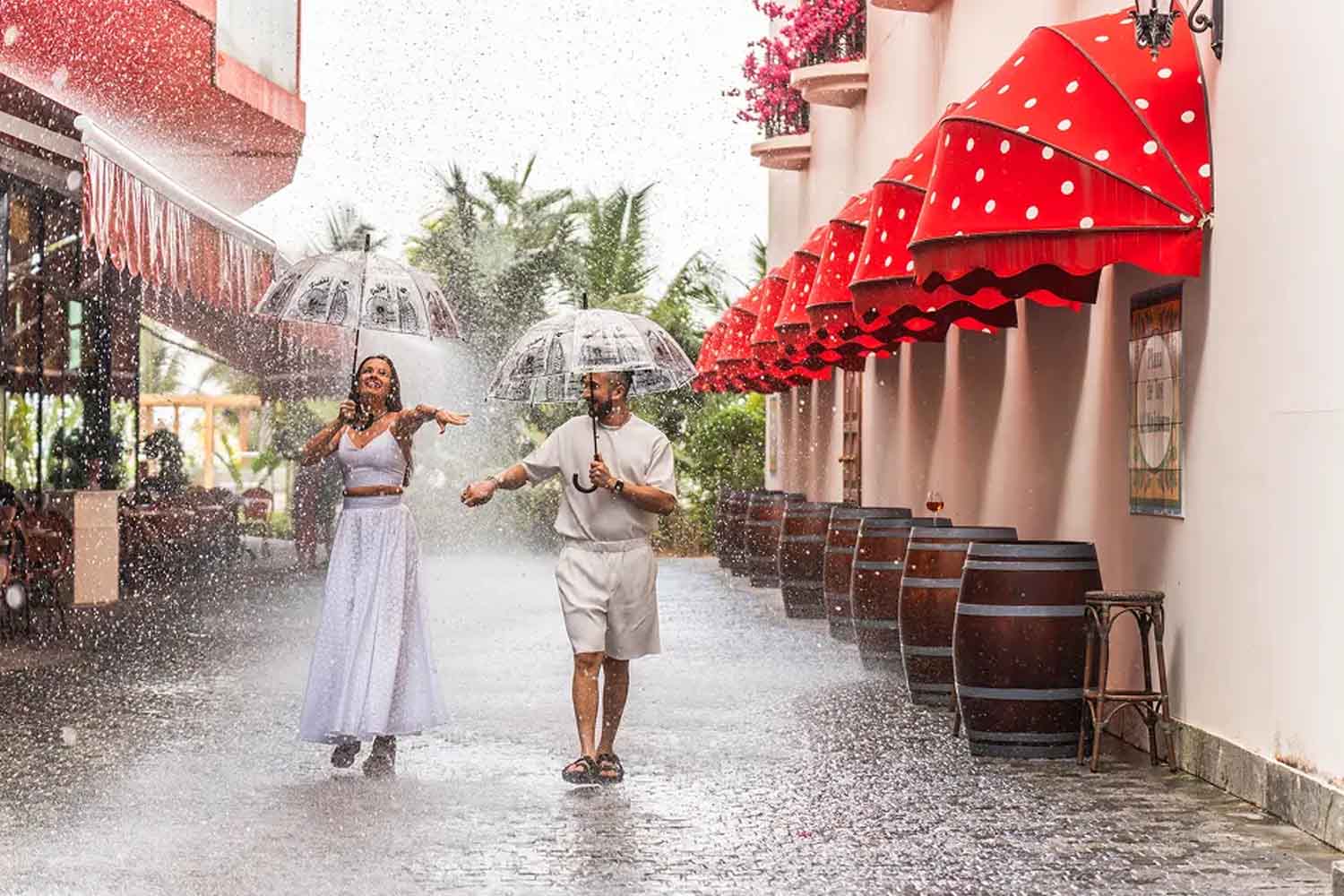 Dubai Raining Street THOE