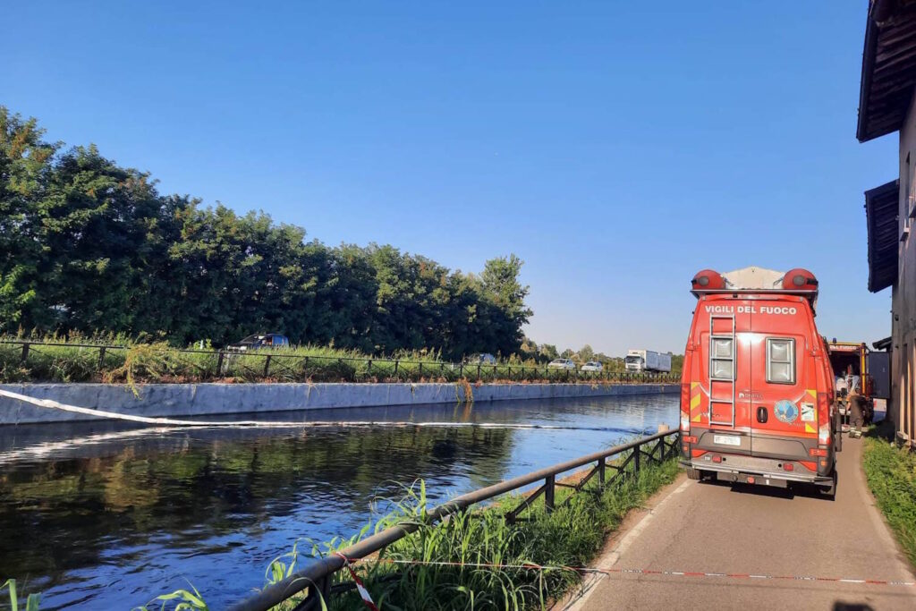 Urgence environnementale dans la région de Milan : une marée noire massive partant de Magenta a atteint la Darsena