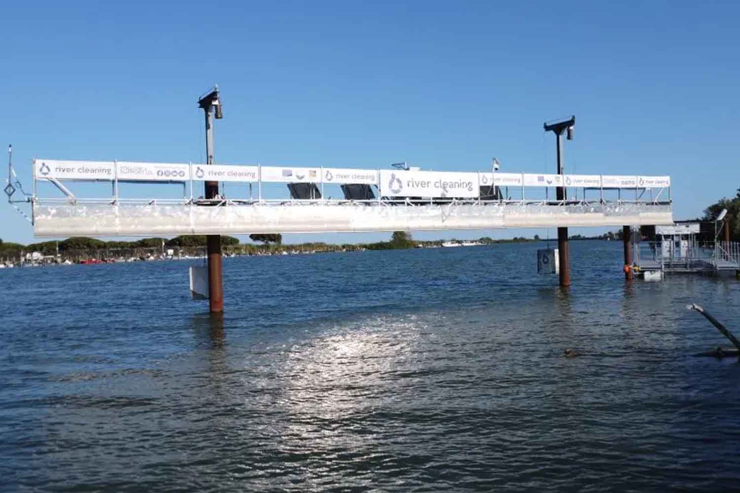 River Cleaning Po