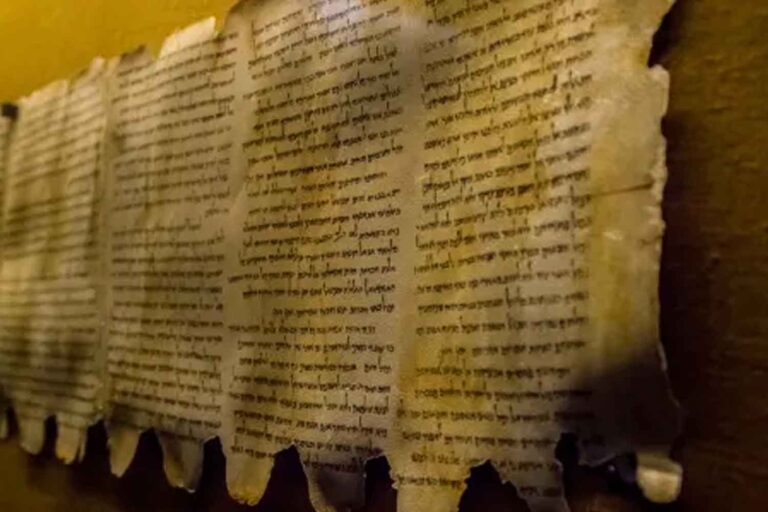 Manuscrits de la Mer Morte, une nouvelle recherche réécrit l'histoire du calendrier de Qumrân de 364 jours