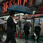 À Tokyo, il a plu pendant 37 jours consécutifs à cause des typhons et des effets d'El Niño : tous les records ont été battus.
