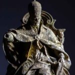 Achète une sculpture pour 300 £ dans un ancien entrepôt qui s'avère être une statue italienne perdue de l'artiste de la fontaine de Trevi