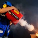 Un étudiant de 16 ans invente un extincteur portatif qui éteint le feu avec du bruit, sans eau, sans poussière ni mousse